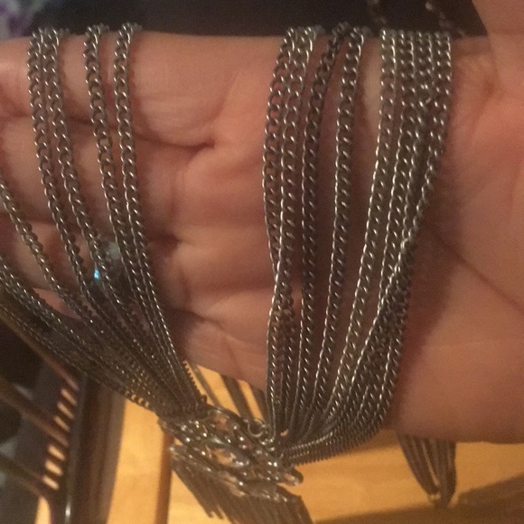 Sunday Special 🔅 Silver Necklace with Geometric design - Picture 4 of 4